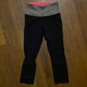 Cropped lululemon leggings